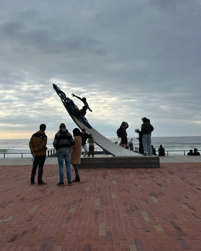 Envie d’air marin et de liberté ? Lacanau est la destination idéale pour une escapade entre sport et détente à 25 minutes du domaine… Maintenant que le soleil est revenue, on en profite pour s’initier au surf, ou pour les moins sportifs, admirer les vagues mythiques de l’Atlantique… Lacanau-océan possède aussi de jolies boutiques en centre-ville !

Après une journée entre océan et nature, retrouvez le calme et l’élégance du Château de l’Isle, parfaitement situé pour profiter de la côte tout en séjournant dans un cadre paisible.

🏰 Réservez votre chambre dès maintenant au Château de l’Isle : http://www.chateaudelisle.com

#Lacanau #ChâteauDeLIsle #EscapadeOcéan